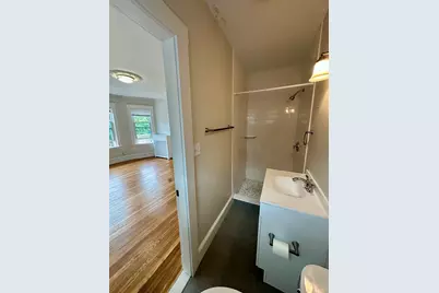 118 Ash St, Waltham, MA 02453 - Photo 10