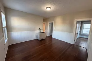 304 Cambridge St, Fall River, MA 02721 - Photo 4