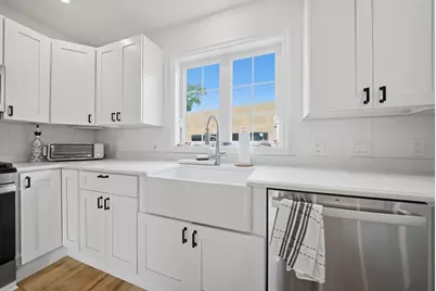 216 Monument, Haverhill, MA 01832 - Photo 6
