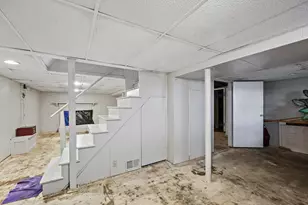 83 Oklahoma St, Springfield, MA 01104 - Photo 24