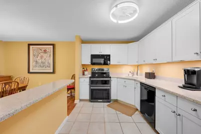 36 Betsy Ross Cir #36, Sturbridge, MA 01566 - Photo 12