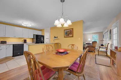 36 Betsy Ross Cir #36, Sturbridge, MA 01566 - Photo 8