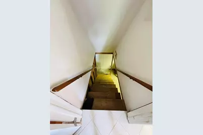 192 Grandview Ave, West Springfield, MA 01089 - Photo 18