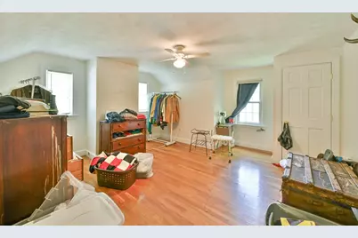 1278 Pleasant St, Worcester, MA 01602 - Photo 24