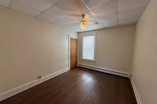 304 Cambridge St, Fall River, MA 02721 - Photo 8