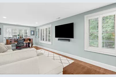 10 Bellevue Avenue, Winchester, MA 01890 - Photo 20