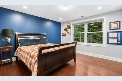 10 Bellevue Avenue, Winchester, MA 01890 - Photo 22