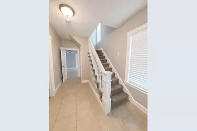61 Austin St, Chicopee, MA 01013 - Photo 6