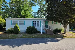 3 Lincoln Cir, Carver, MA 02330 - Photo 1