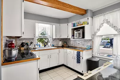 21 Jackson St, Salem, MA 01970 - Photo 8