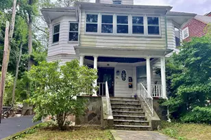 26 Walton St, Boston, MA 02124 - Photo 14