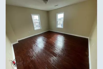 374 Broadway #2, Malden, MA 02148 - Photo 2
