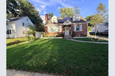 169 Roosevelt Ave, Springfield, MA 01118 - Photo 2