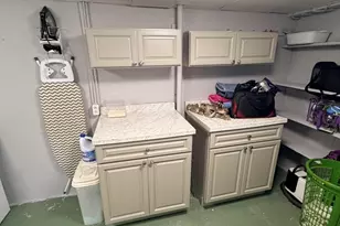169 Roosevelt Ave, Springfield, MA 01118 - Photo 22