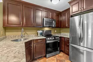 20 Waltham Dr, Plainville, MA 02762 - Photo 8