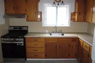 366 Hollis St, Framingham, MA 01702 - Photo 4