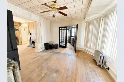 2018 Pleasant St, Fall River, MA 02723 - Photo 8