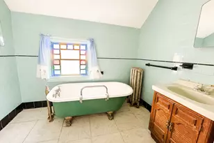 2018 Pleasant St, Fall River, MA 02723 - Photo 14