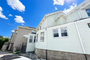 2018 Pleasant St, Fall River, MA 02723 - Photo 4