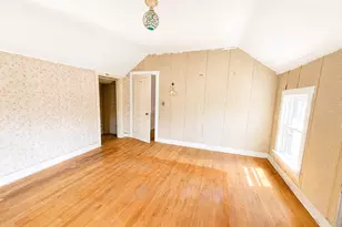 2018 Pleasant St, Fall River, MA 02723 - Photo 18