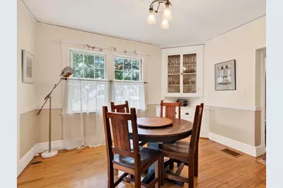 362 Mount Vernon St, Dedham, MA 02026 - Photo 8
