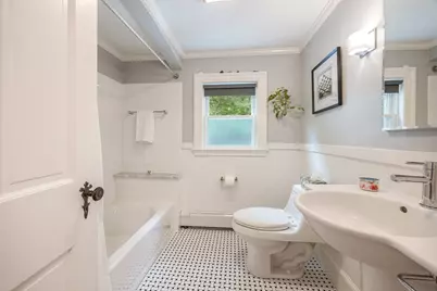 21 Bond St, Reading, MA 01867 - Photo 20