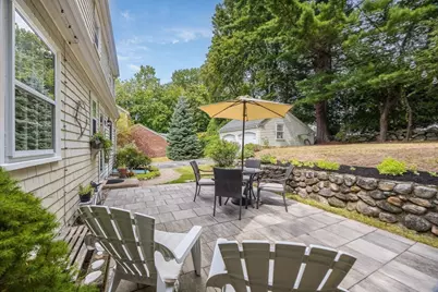 21 Bond St, Reading, MA 01867 - Photo 16
