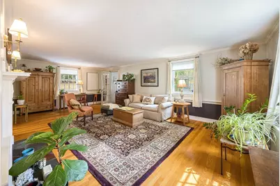 21 Bond St, Reading, MA 01867 - Photo 6