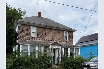 93 Emmett St, Lawrence, MA 01843 - Photo 1