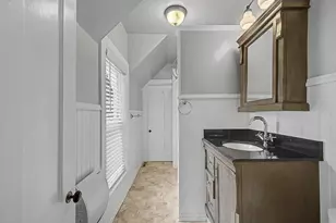 22 O'Connor Ave, Holyoke, MA 01040 - Photo 18