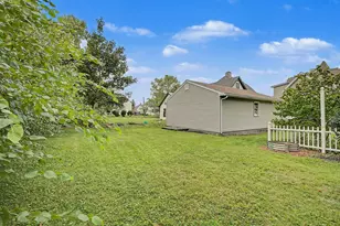22 O'Connor Ave, Holyoke, MA 01040 - Photo 6