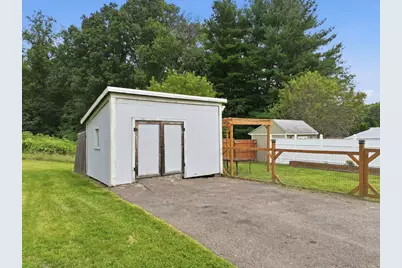 96 Apricot St, Worcester, MA 01603 - Photo 30