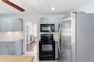 96 Apricot St, Worcester, MA 01603 - Photo 10