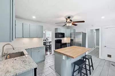 96 Apricot St, Worcester, MA 01603 - Photo 2