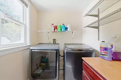 96 Apricot St, Worcester, MA 01603 - Photo 26