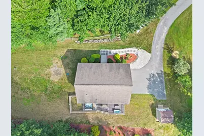 11 Village Ln, Haverhill, MA 01832 - Photo 32