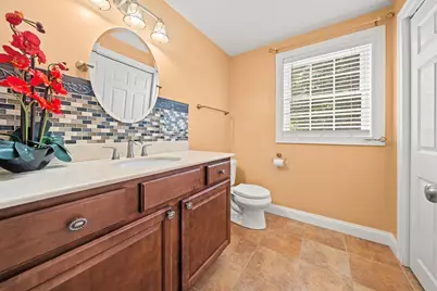 11 Village Ln, Haverhill, MA 01832 - Photo 14