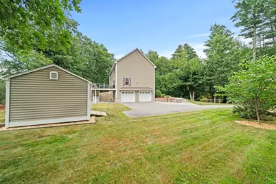 11 Village Ln, Haverhill, MA 01832 - Photo 30