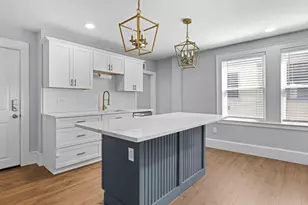 42 School St, Salem, MA 01970 - Photo 8
