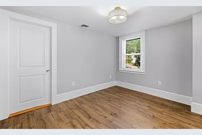 42 School St #2, Salem, MA 01970 - Photo 12
