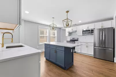 42 School St #2, Salem, MA 01970 - Photo 2
