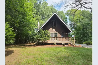 11 Ferncroft Rd, Leicester, MA 01524 - Photo 1