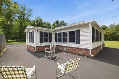 174,5 Lakeview Ave, Taunton, MA 02780 - Photo 30