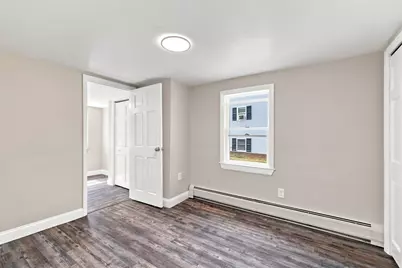 174,5 Lakeview Ave, Taunton, MA 02780 - Photo 8