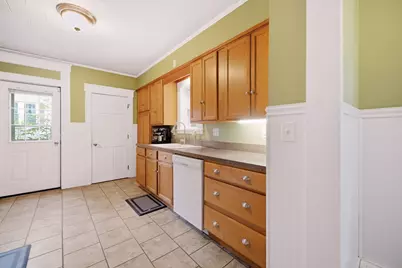 209 Green St, Gardner, MA 01440 - Photo 16