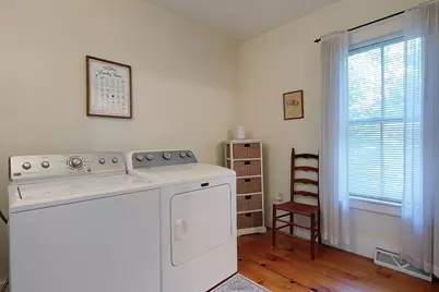 25 Prospect St, Pepperell, MA 01463 - Photo 14