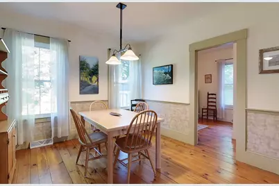 25 Prospect St, Pepperell, MA 01463 - Photo 6