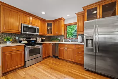 102 Oak Ridge Drive, Ayer, MA 01432 - Photo 4