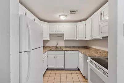 219 Central #3E, Lowell, MA 01852 - Photo 14