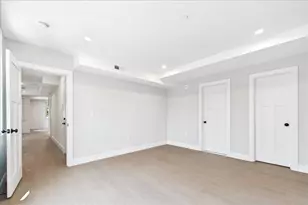 305 Chestnut Ave, Boston, MA 02130 - Photo 22